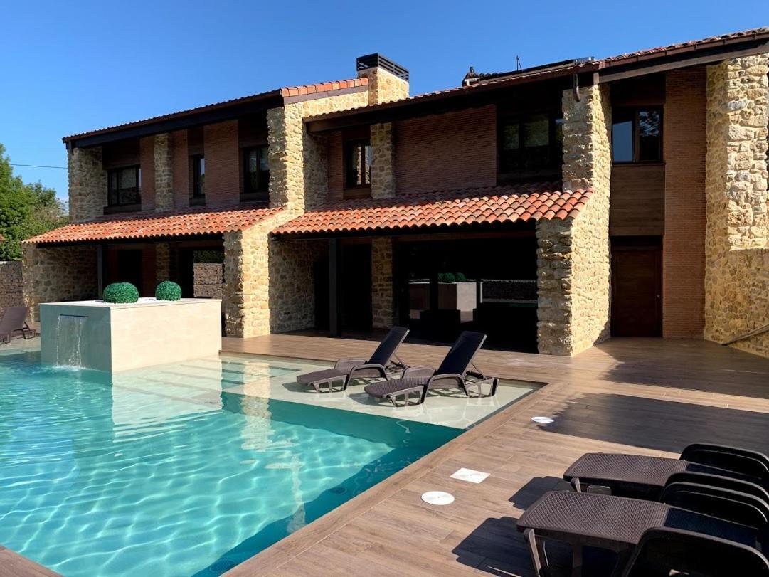 2 Apartamentos En Villa Con Piscina Privada En Asturias El Marquesau Noriega Esterno foto